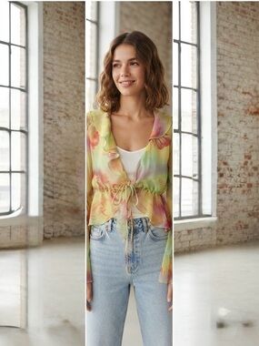 stradivarius Pastel Floral Ruffle Tie-Waist Blouse